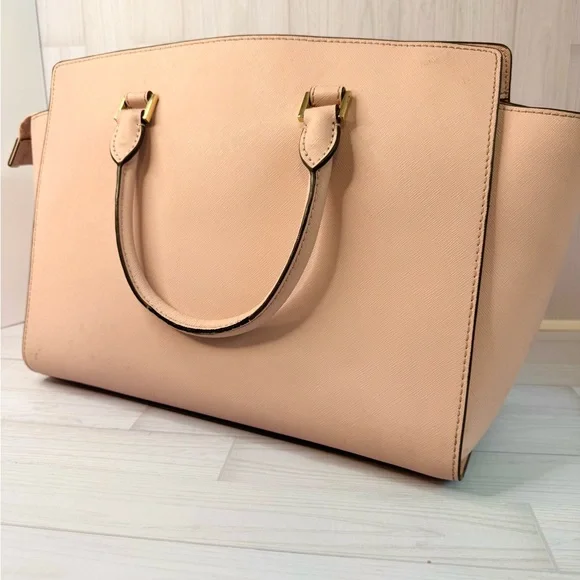 Michael Kors Cream Satchel Bag - Picture 5 of 6